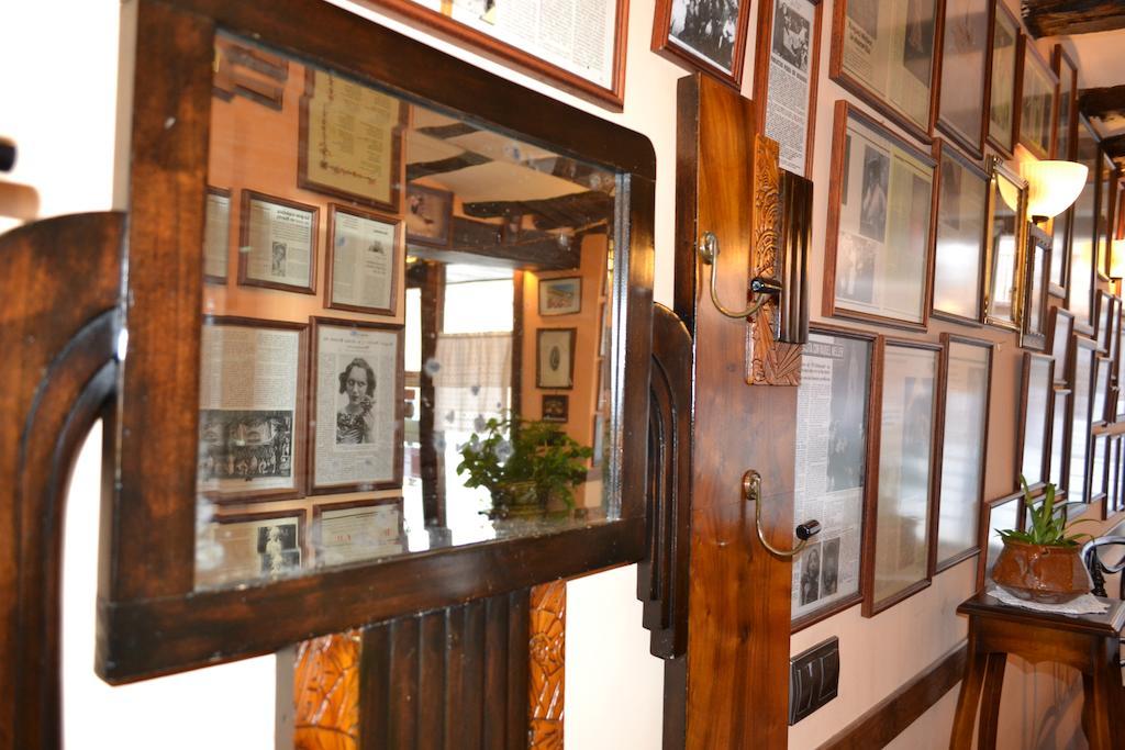 Hostal Santa Agueda Tarazona Экстерьер фото